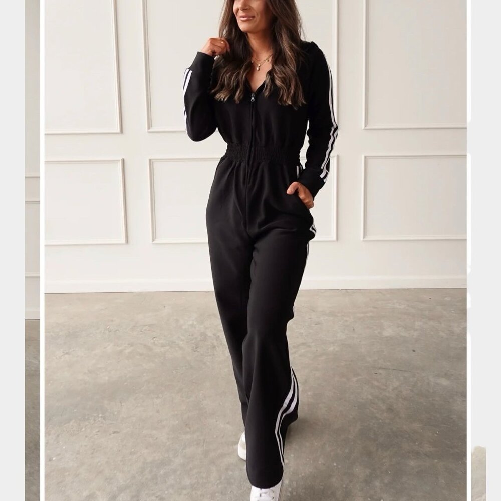 Women Sports Hooded Jumpsuit Wide Leg Black Size L M Waist Stretch Long Sleeve